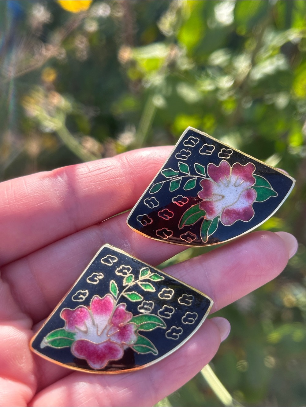 Vintage Floral Cloisonné Fan-Shaped Earrings - Pink & Green